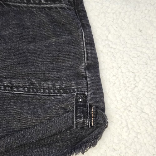 Free People Palmer Damenshorts mit Bündchen Größe 25 schwarz Denim mittelhoher Bund abgeschnitten - Bild 15 von 17