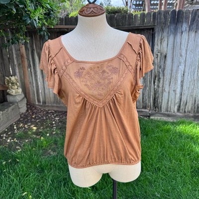 Love on a Hanger Light Brown Lace Floral Embroidered Short Sleeve Top Medium