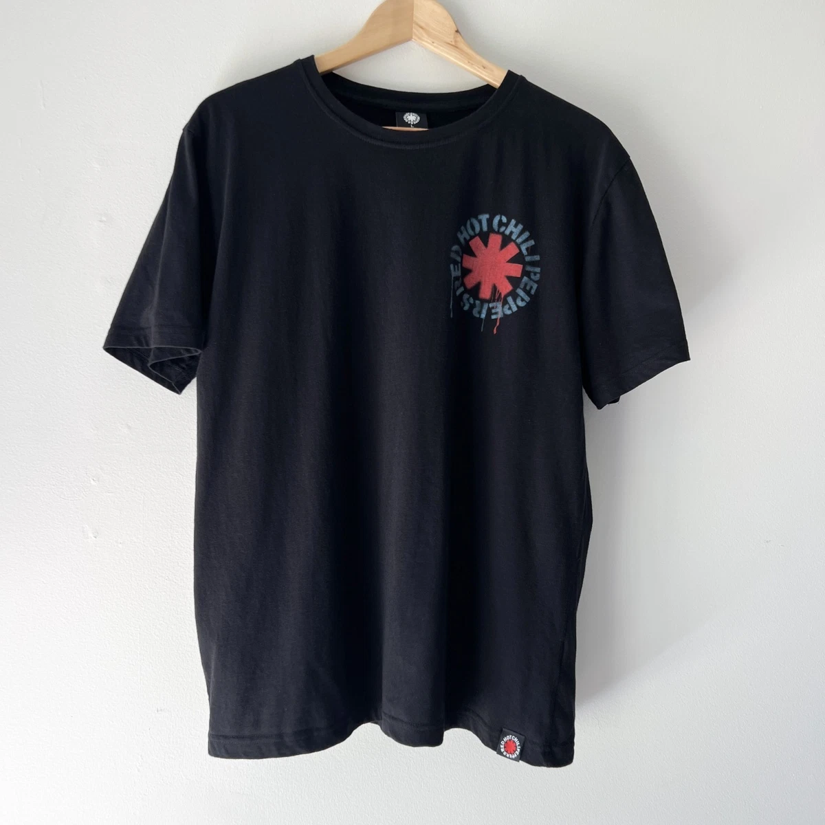 Preços baixos em Red Hot Chili Peppers Camisetas para Homens | eBay