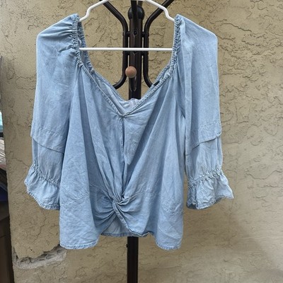 Soho Jeans NY&C Chambray Blue Twist Front Peasant Blouse Top Size M