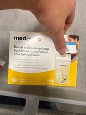 Medela Breast Milk Storage Bags 6oz/180ml 100 Count Box