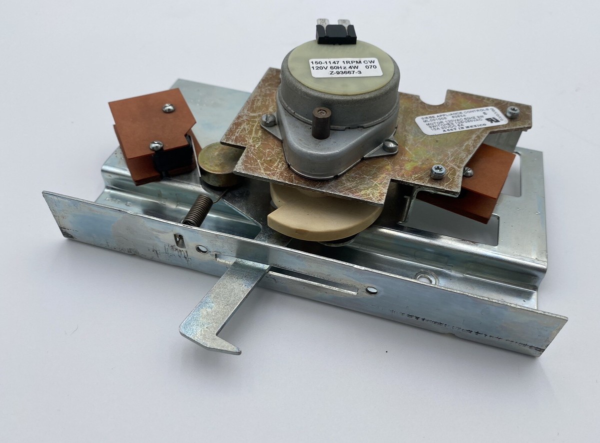 Dacor Oven Door Latch / Lock 72934, 82834, 86166, 701582, DE81