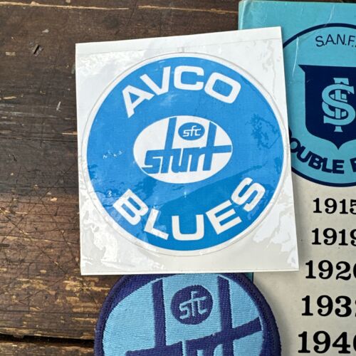 Sturt Memorabilia Lot SANFL Football Club incl 33rpm Record Album & Badges 1970s - Foto 3 di 13