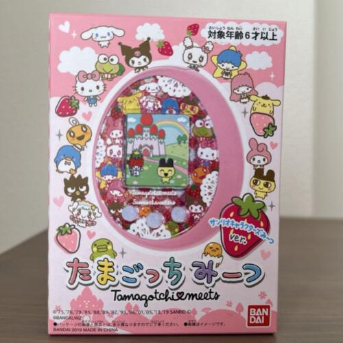Sanrio BANDAI Tamagotchi meets Characters ver. Hello Kitty My Melody Kuromi F/S