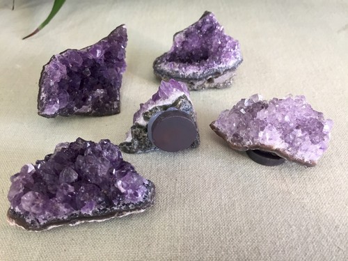 1 Amethyst Magnet Amethyst Geode Crystal Quartz Druze Cluster Gemstone Specimen. - Picture 5 of 11