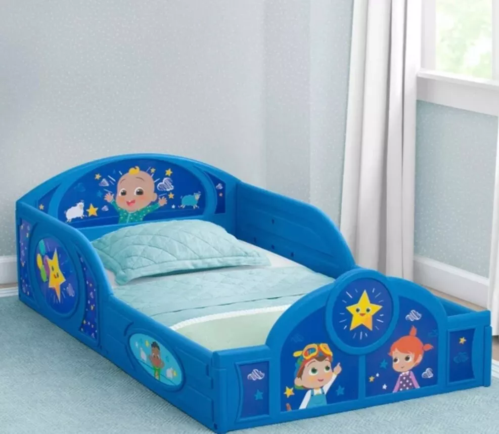 Baby sleep and play bed cheap
