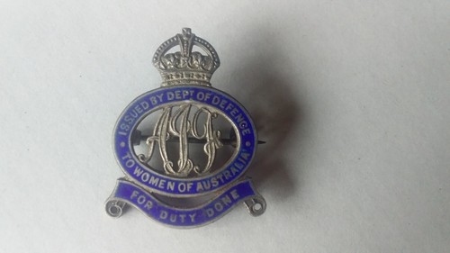Sterling silver WW1 IMPERIAL SERVICES WOMEN OF AUSTRALIA FOR SERVICE # 114989 - Picture 2 of 4