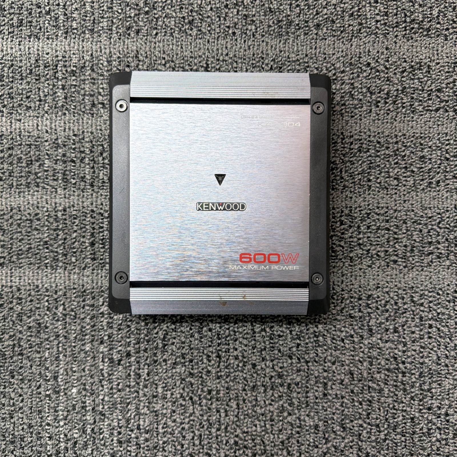 Kenwood KAC-304 / 4-Channel Amplifier 600W Class D Monoblock