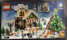 LEGO Creator Expert: Winter Toy Shop (10249) * Retired * Dinged Box * 898 pcs *