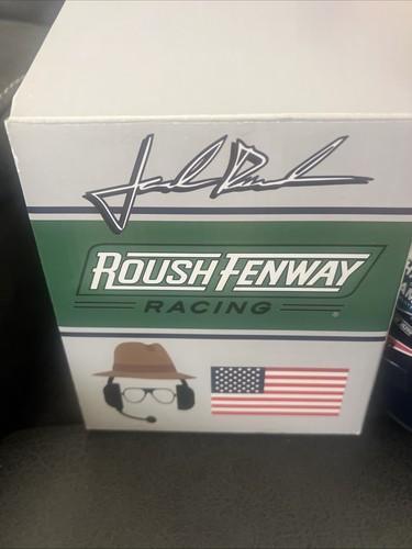 Casco autografiado del Salón de la Fama de NASCAR JACK ROUSH CLASE DE 2019 - Imagen 8 de 10