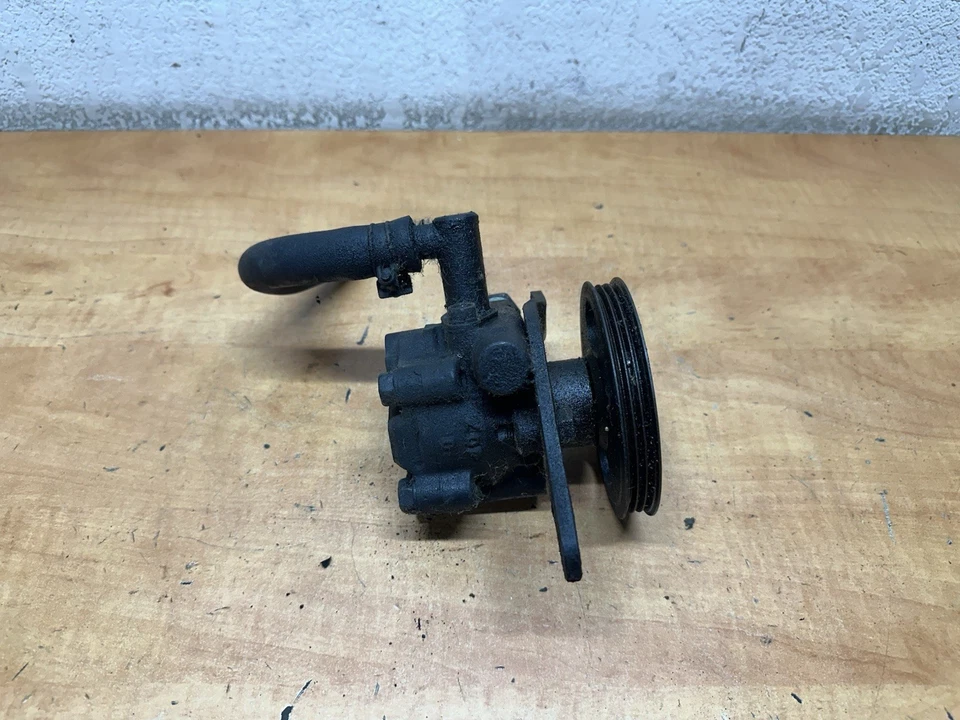 Насос гидроусилителя руля 90-96 Nissan 300zx Z32 от оригинального производителя NA VG30 - Изображение 3 из 4