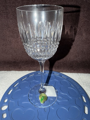WATERFORD CRYSTAL  LISMORE DIAMOND WHITE WINE GLASS #156726 -GERMANY  NIB