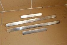 Mercedes ML W163 4 X Einstiegsleisten AMG Chrom links rechts - A= Mercedes ML W163 4 X Einstiegsleisten AMG Chrom links rechts - A=