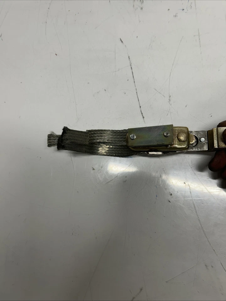 brazo de contacto de puesta a tierra con resorte M-893 Foto 4 de 4
