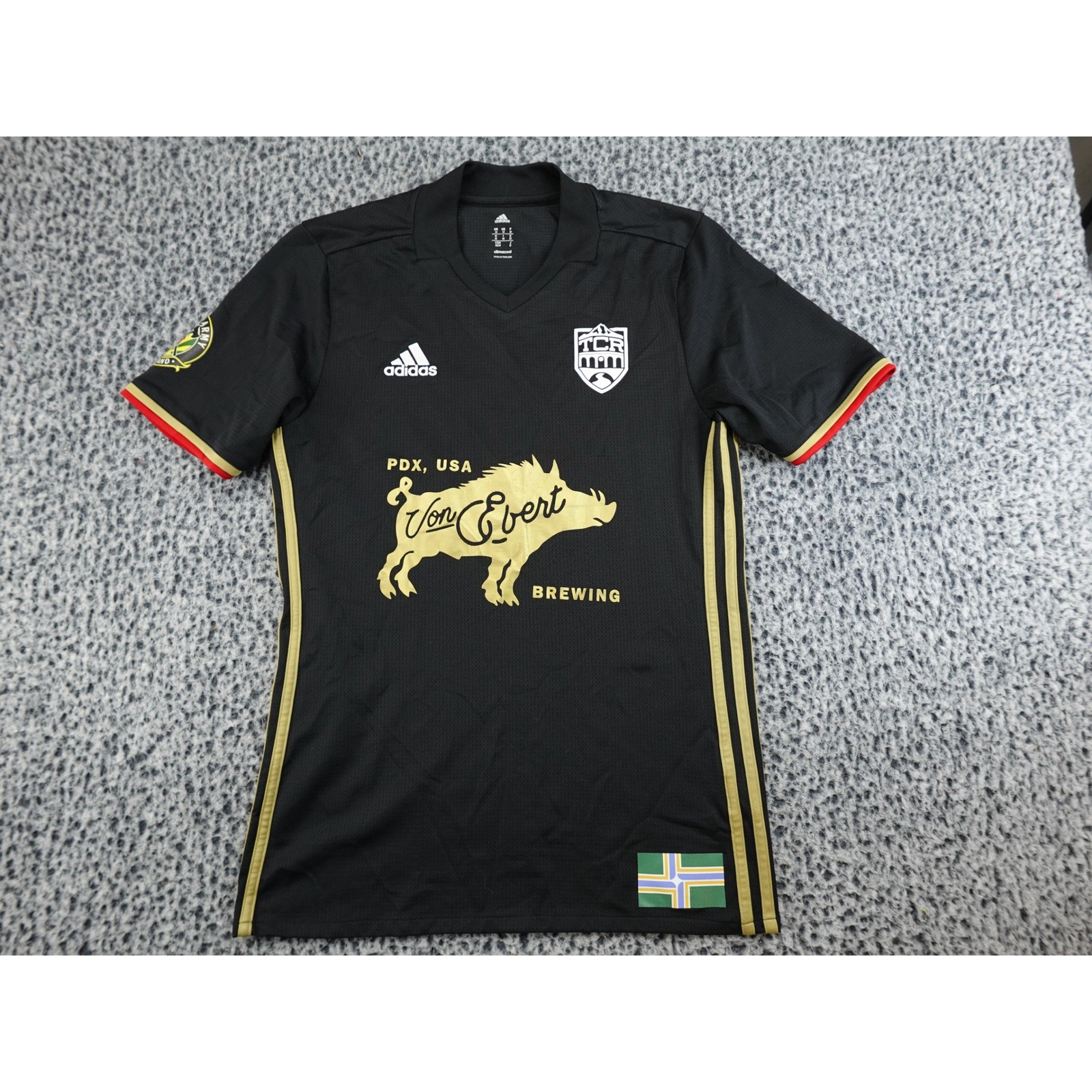 Adidas Soccer Jersey Mens Medium Black Von Ebert Brewing Torns FC Excellent Gold
