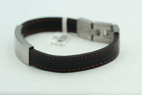 S. Oliver Pulsera De Cuero Con Placa De Grabado De Acero Inoxidable, 20 + 2 Cm - Imagen 3 de 6