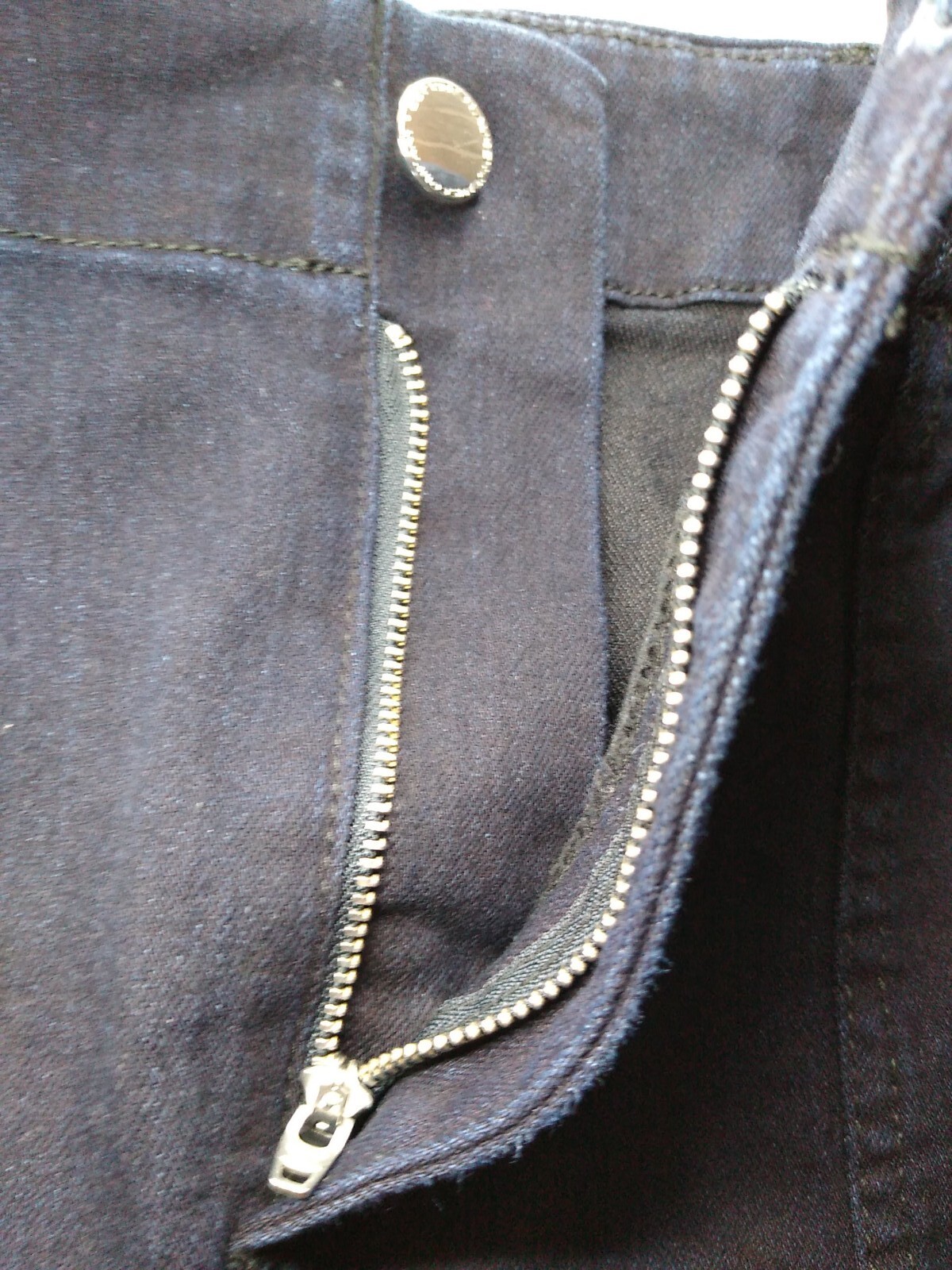 Picture 4 of 5