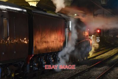 PHOTO  LNER CLASS A4 4-6-2 NO 4498 'SIR NIGEL GRESLEY'  BUILT IN 1937 WITH THE W