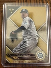 Larry Bernandez Bobblehead Giveaway in Seattle 21