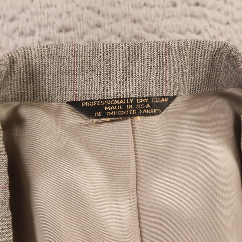 VINTAGE Strathmore Jacket XL Gray Prince of Wales Check Glen Plaid 100% Wool 46R - Image 3 of 4