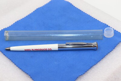 Vintage Wings Click Clip Pen Advertisement Neel's Produce Co.  Strawberry Bubble