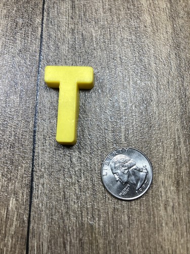 Fisher Price School Day Desk REPLACEMENT MAGNETIC Alphabet Letter ( T ) Vtg 1972 - Picture 2 of 3