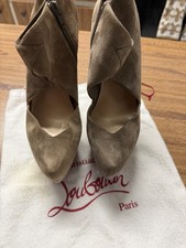Christian Louboutin Taupe Suede Platform Stiletto Pointed Toe Heels Zipper