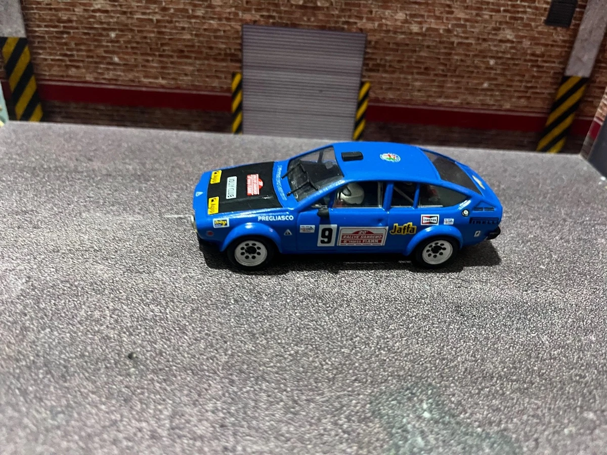 Bizarre Alfa Romeo Contemporary Manufacture Diecast Cars, Trucks