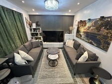 Sofa 3-Seater Very Comfortable Fabric and Also Very Convenient Design