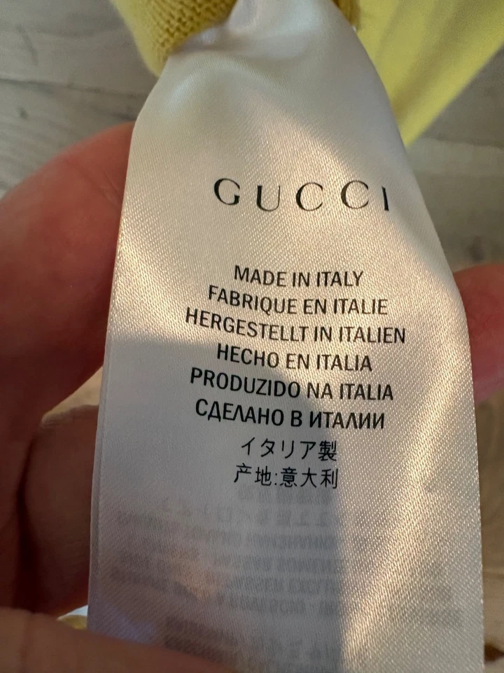 Suéter Gucci leve de cashmere gola redonda / Veja a descrição para informações de tamanho - Imagem 4 de 4