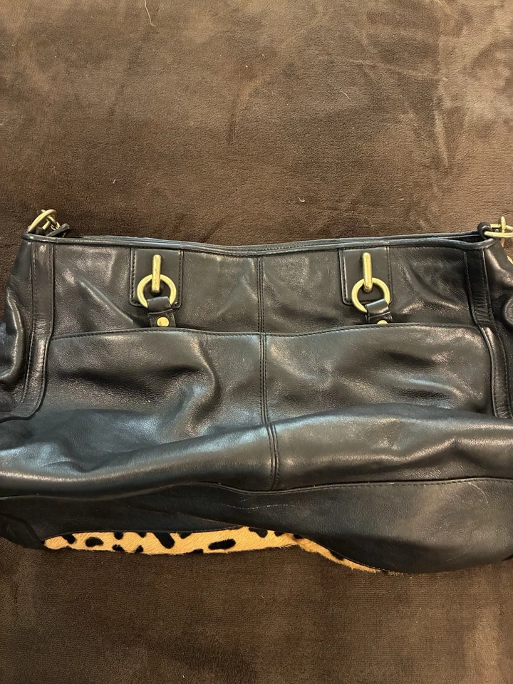 Bolso de hombro Coach para mujer de cuero con pelo de becerro Foto 2 de 4