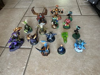 Skylanders Figures !!!!!!