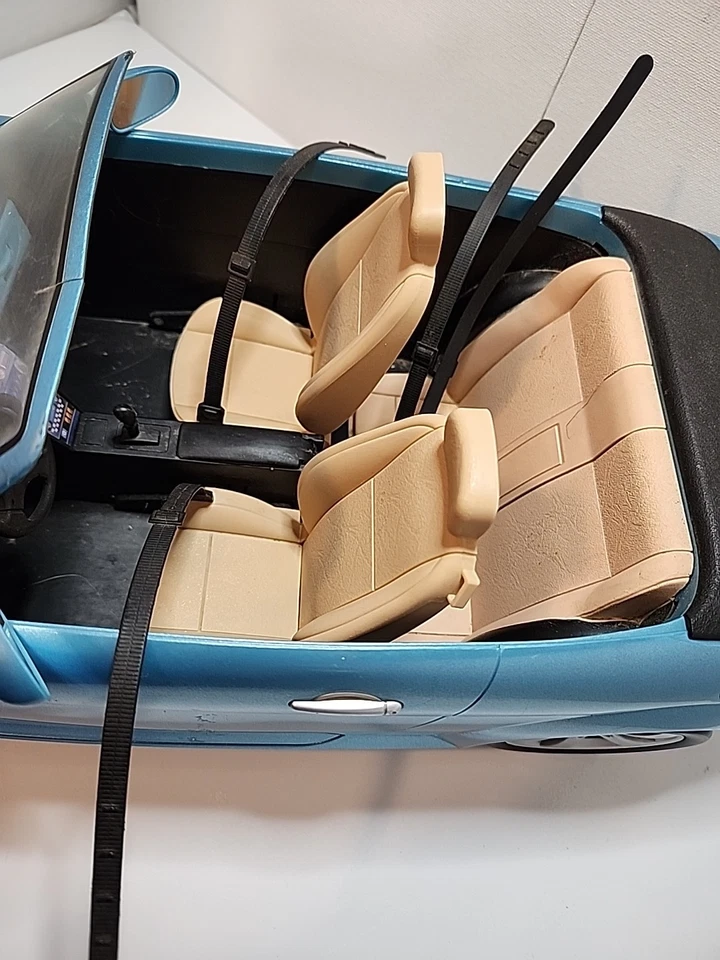 Vintage 2004 Mattel Barbie My Scene My Ride BLUE Car Convertible With Radio - Image 3 of 4