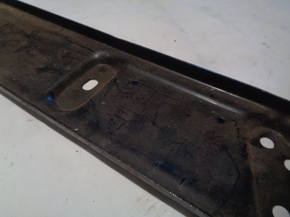 Buick Limited 1958, bandeja de caja de batería y sujeción Foto 3 de 4