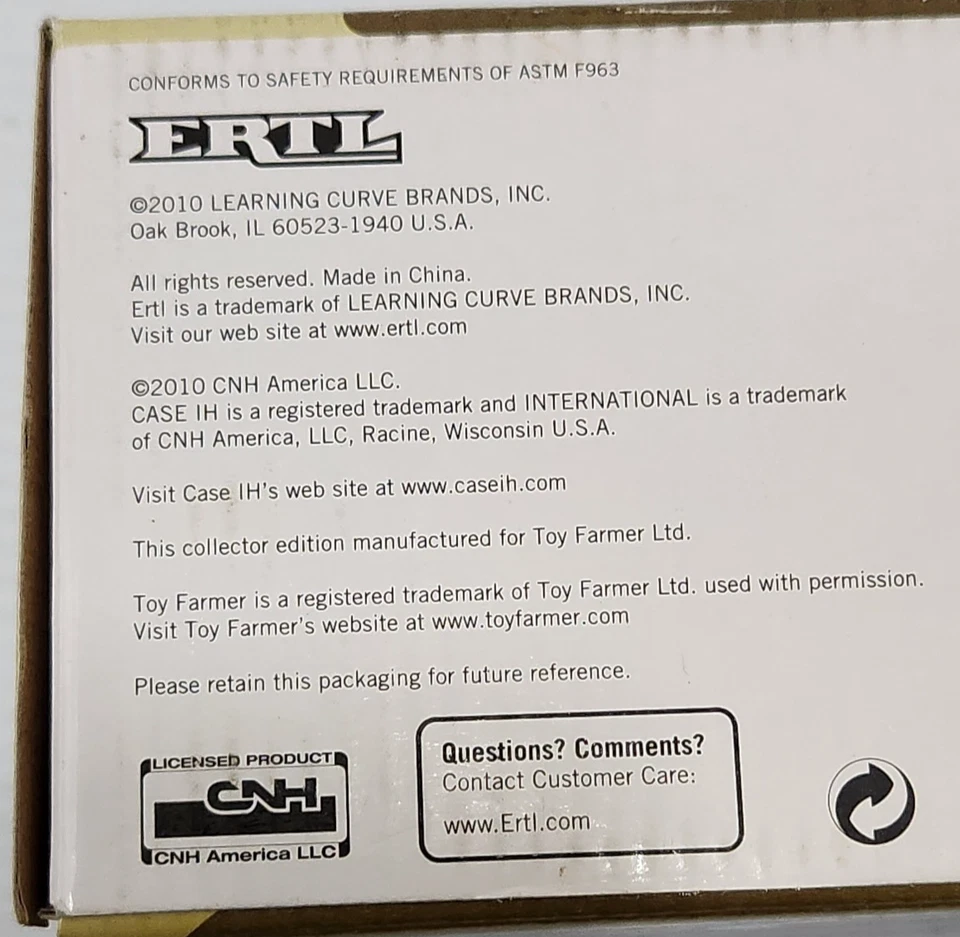 International 3788 4WD Tractor 2010 National Farm Toy Show Ertl 1/32 Scale - Image 4 of 4