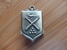 INSIGNE MILITAIRE Pucelle Armée Arthus Bertrand EAA École Application Artillerie