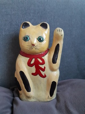 Antique ''Maneki Neko'' Craft Statue - Papier Mache Lucky Cat