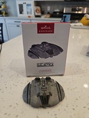 Hallmark Keepsake 2025 Cylon Raider Battlestar Galactica Ornament New in Box AA