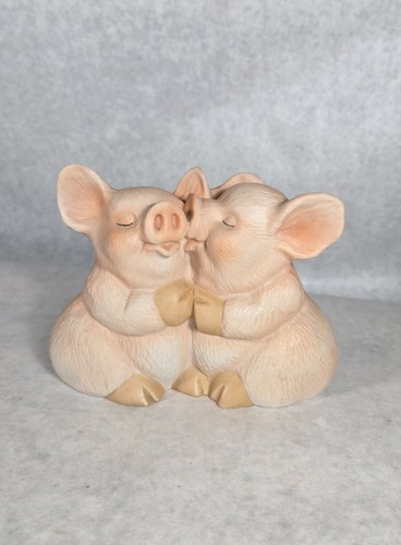 Kissing Pigs Porcelain Planter Indoor Pottery Farmhouse Animal Hog 7" NICE!