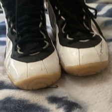 Nike Mens High Top Basketball Sneaker Black/W...