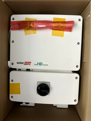 Solaredge SE7600H-USSNBBL14 7600W 240VAC Single-Phase Energy Hub Inverter