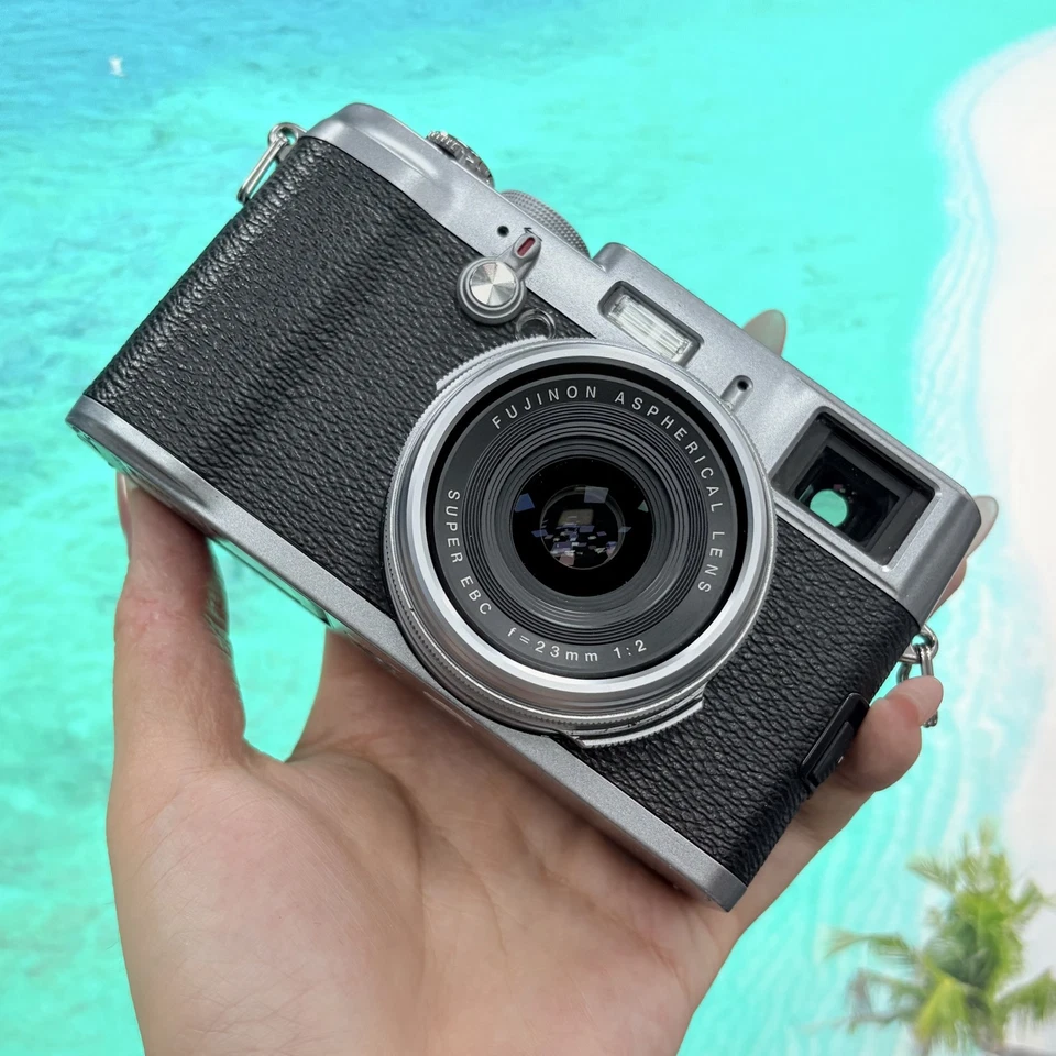 Fujifilm X100 12.3MP APS-C CMOS EXR 4x Optical Zoom Digital Camera -100% Working - Image 2 of 4