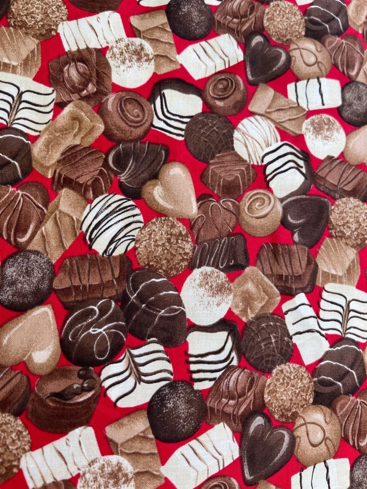 Sweet Stuff # 4288 Chocolate sobre rojo de Luana Rubin para Robert Kauffman 44 x 37 Foto 4 de 4