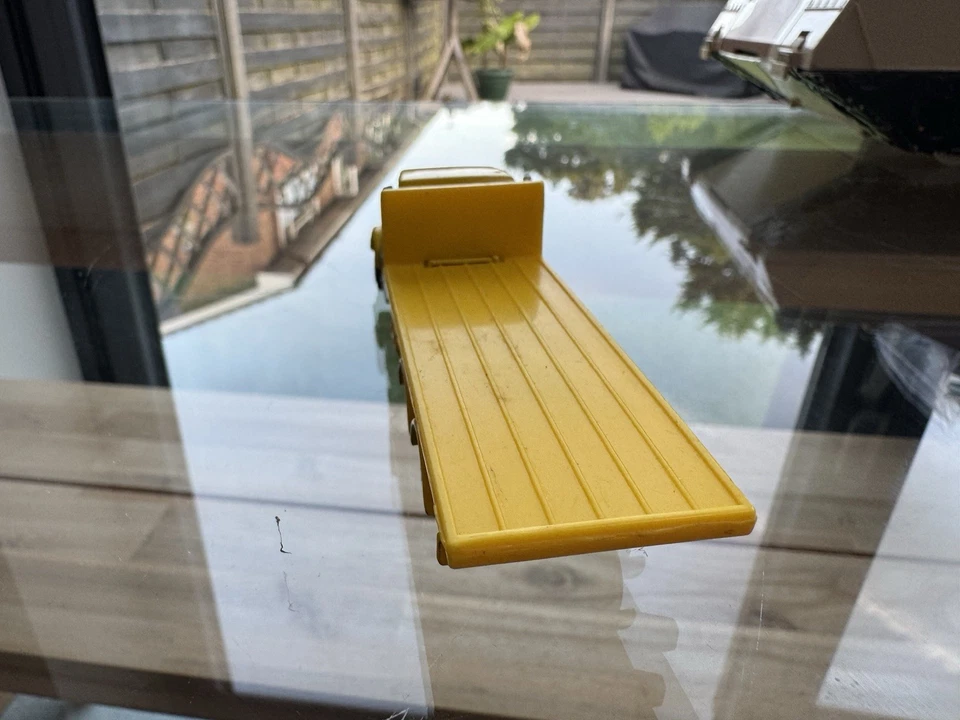 Camión Corgi Classics Kenworth amarillo diecast coleccionistas Foto 4 de 4