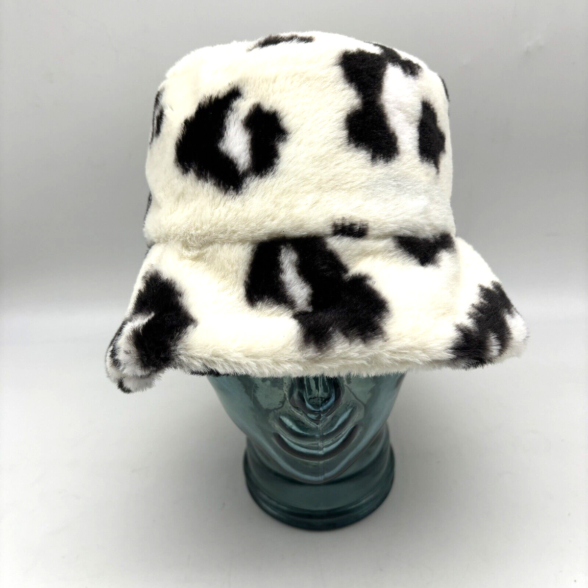 Vintage 00s Y2K Black White Cow Print Faux Fur Soft Fuzzy  display picture 2