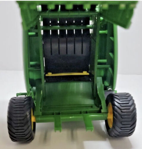 John Deere Big Farm Series 854 Round Hay Baler 1:16 ERTL Farm Toy BRITISH EDIT. - Picture 8 of 12
