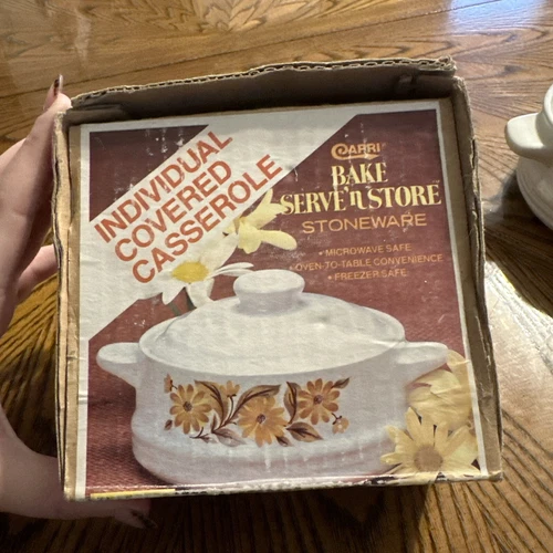 Vintage Capri Bake Serve' N Store Stoneware Individual Covered Casserole Dish
