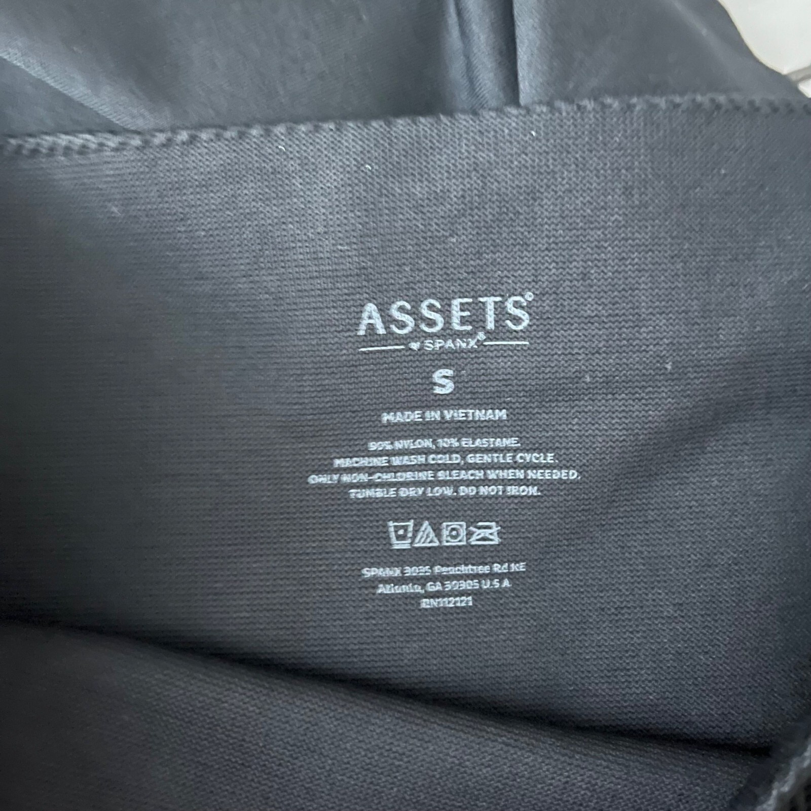 Assets by Spanx Solid Black Pull On Stretch Shape… - image 6