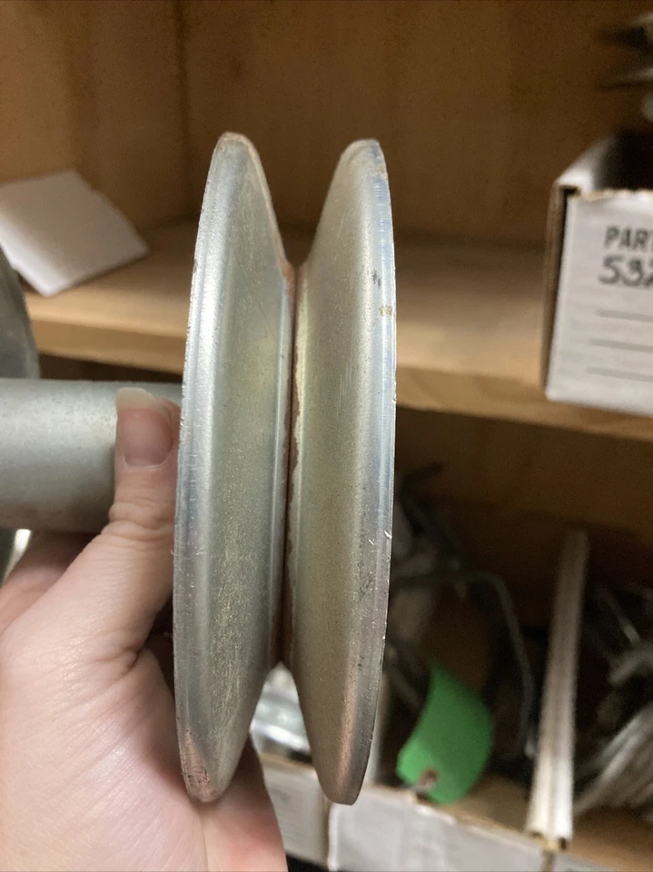 Polea apilable para tractor de césped Poulan modelo PP11536KA 532138029 Foto 4 de 4