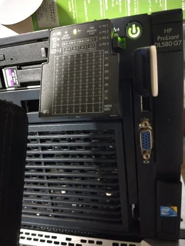 HP DL580 Gen7, Intel Xeon e7-8870 4 Way CPU 10 Core 40 Total, 256GB DDR SSD Raid